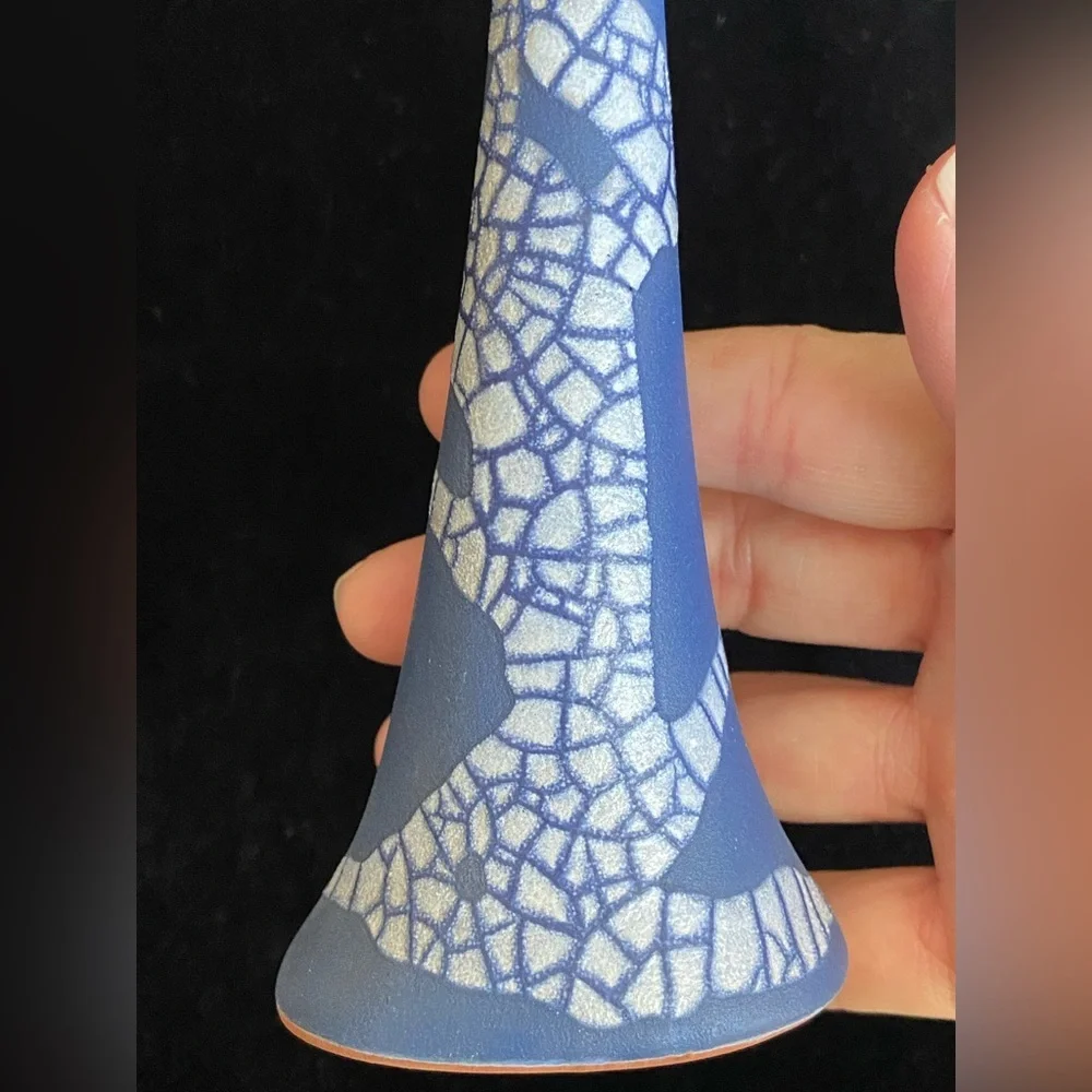 🖤 Modernist Red Clay Crackle Glaze Cobalt Blue Single Stem Bud Vase